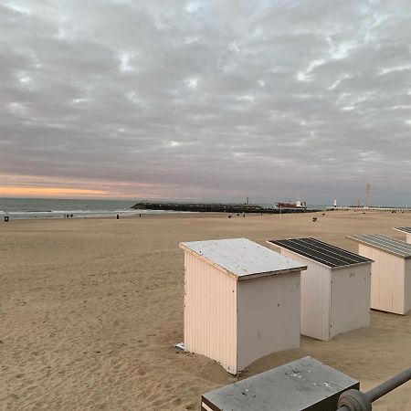 Studio De Strandsuite Oostende Ngoại thất bức ảnh